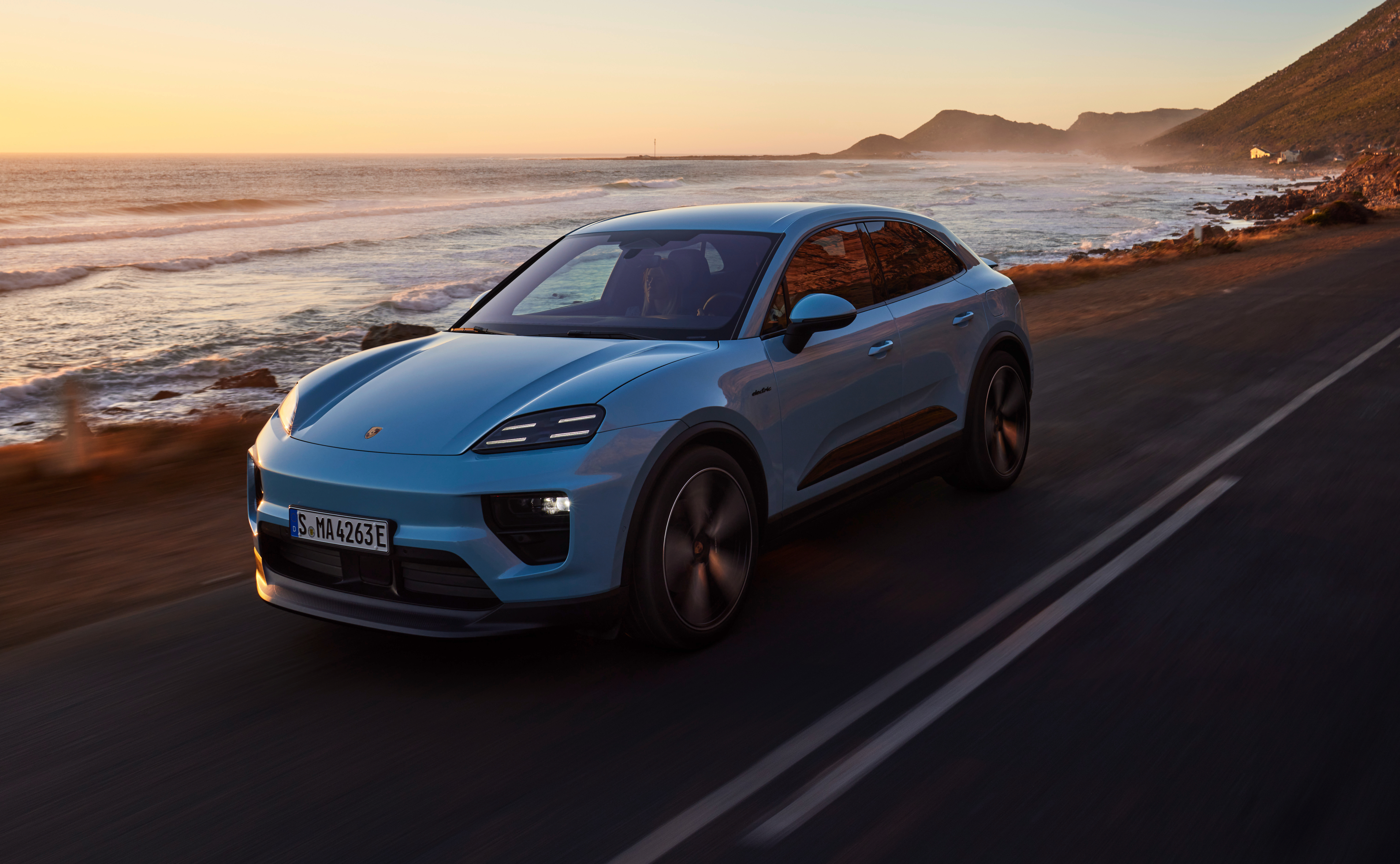 MACANさん Porsche Macan | Porsche Beaverton
